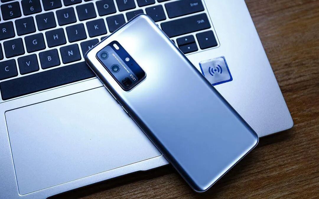 鋁創(chuàng)新紀元 – 也許,我們曾以另一種方式握過手1.jpg 鋁創(chuàng)新紀元 – 也許,我們曾以另一種方式握過手1.jpg